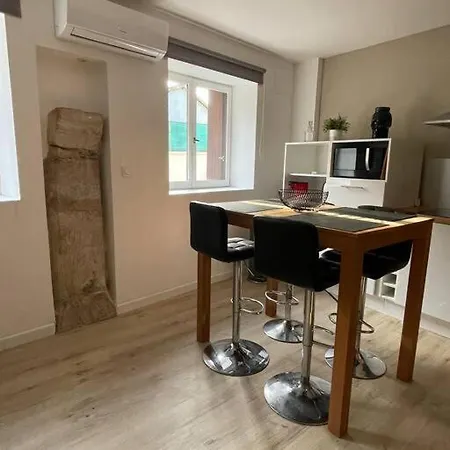 L'Appartement Charmant 贝诺斯特